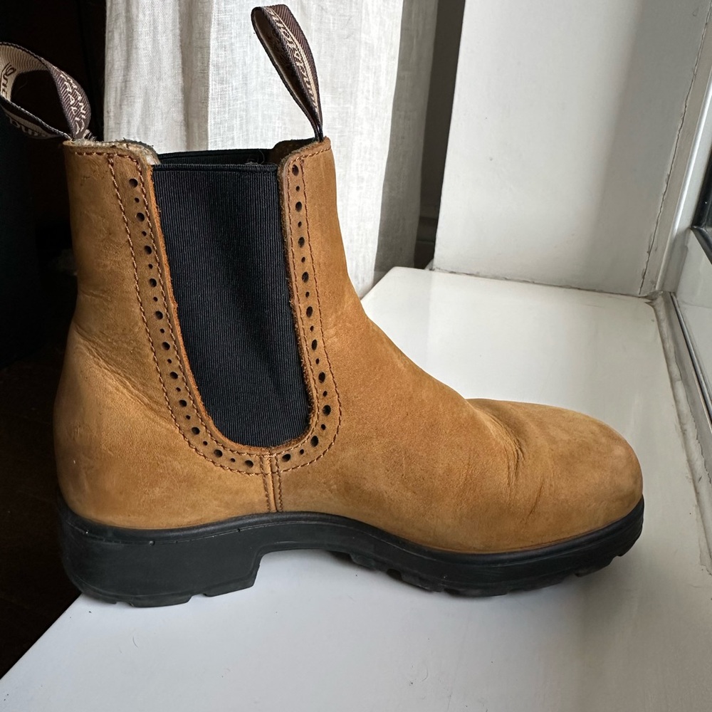 Camel Leather Blundstone Chelsea Boots